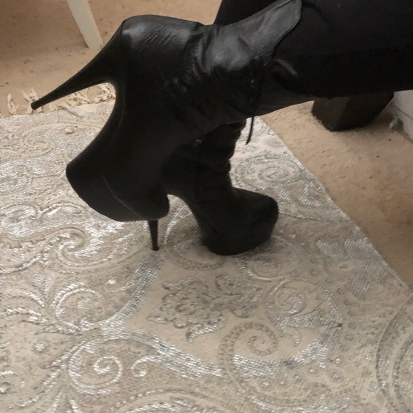 Awesome platform genuine leather ankle bootie - Picture 4 of 5